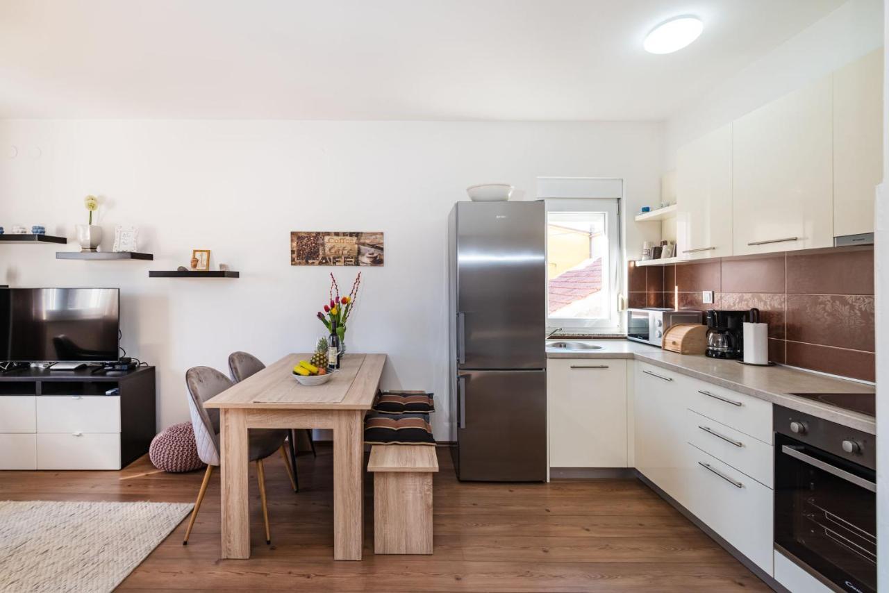 Apartment Karla Zára Kültér fotó